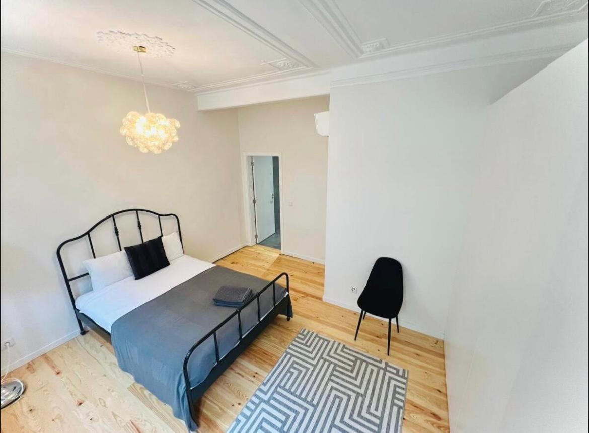 Lisbon City Center 3 Bedroom Flat Next To Avenida Liberdade Exterior photo